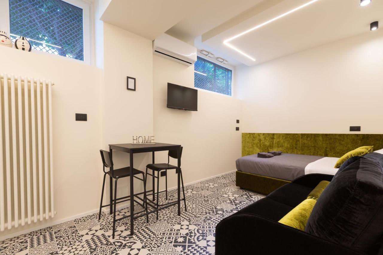 Pay60 -Crescenzago- Luxury Yellow House 밀라노 외부 사진